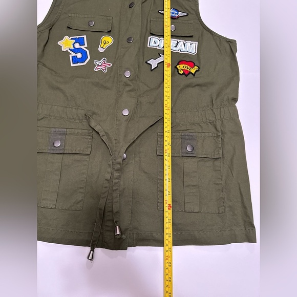NWT Romeo & Juliet Hooded Cargo Patch Work Khaki Vest Sizes M - Picture 8 of 8